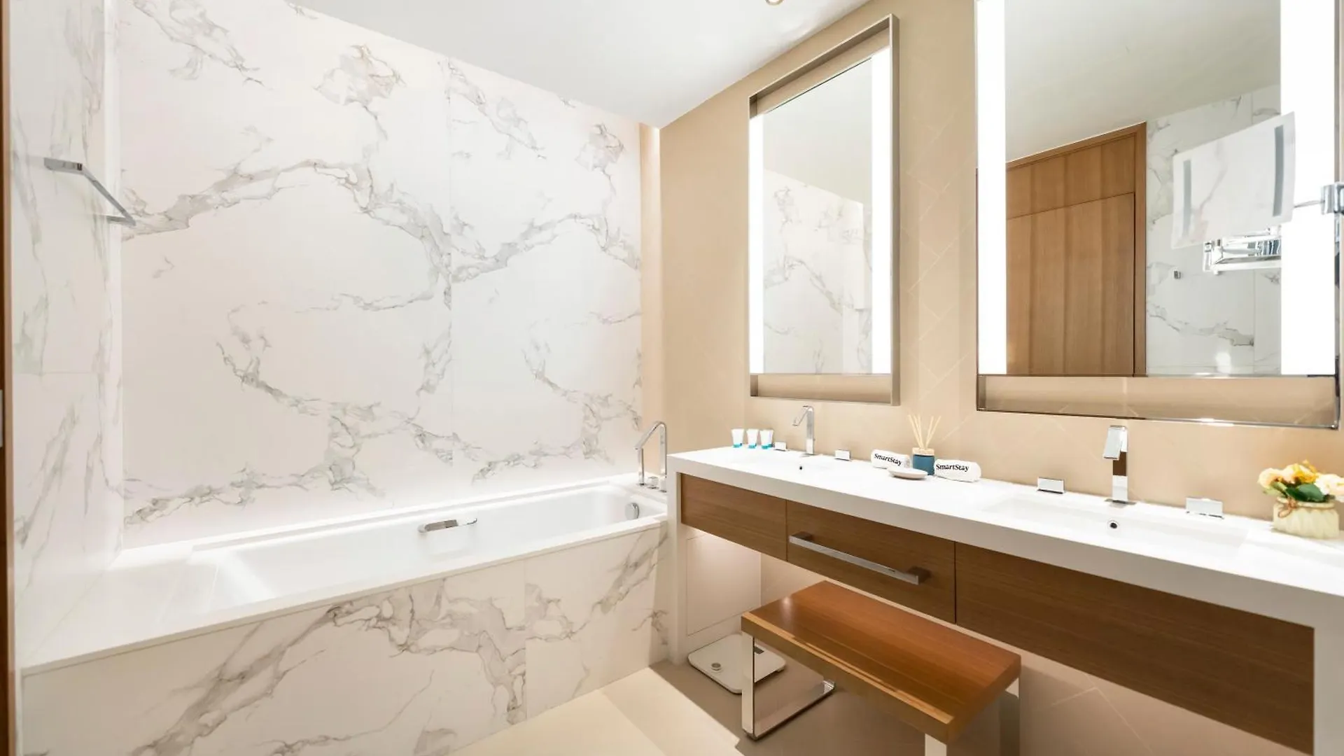 Smartstay At Address Opera - Brand New Luxury Residences - Near Burj Khalifa And Dubai Mall